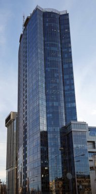 Kiev, Ukrayna 9 Aralık 2019: Kiev şehrinde yüksek kiralama maliyetli yeni binalar