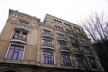 Kiev, Ukrayna 31 Ocak 2020: Kiev, Posta Meydanı 'ndaki antik şehir binası