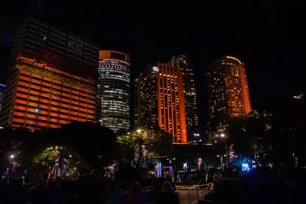 Sidney binalarından gece panoramik şehir manzarası canlı Sidney, Şubat 2018