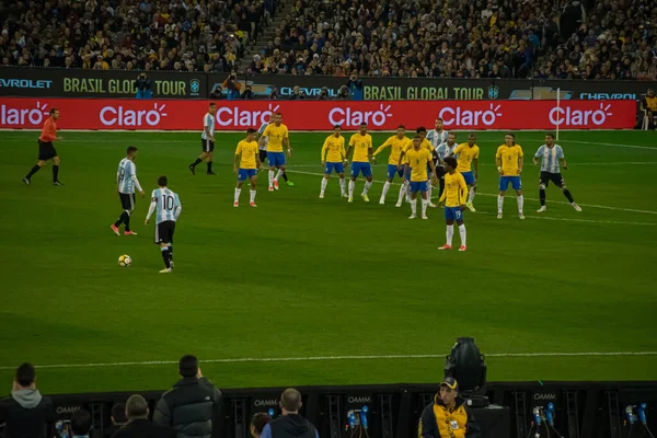 Lionel messi i Argentinska landslaget vs Brasil i en vänlig match, Melbourne, Australien 2018 — Stockfoto