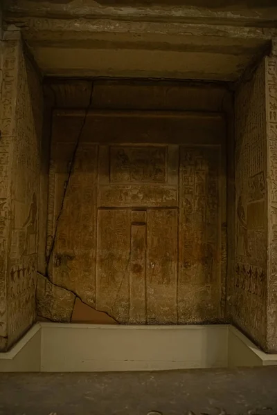 Архитектурные сценарии и скульптура из Египетского музея, Интерьер. Эль-Каир, Египет 2018 — стоковое фото