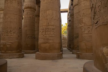 Tarihsel hedef, mimari ve heykel Luxor Karnak, Mısır 2018