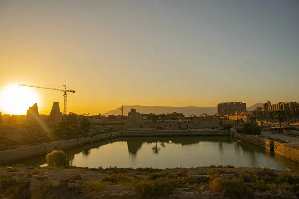 Historická destinace, architektura a socha Luxora Karnaka, Egypt 2018 — Stock fotografie