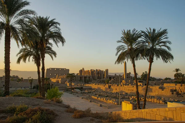 Történelmi úticél, építészet és szobrászat Luxor Karnak, Egyiptom 2018 — Stock Fotó