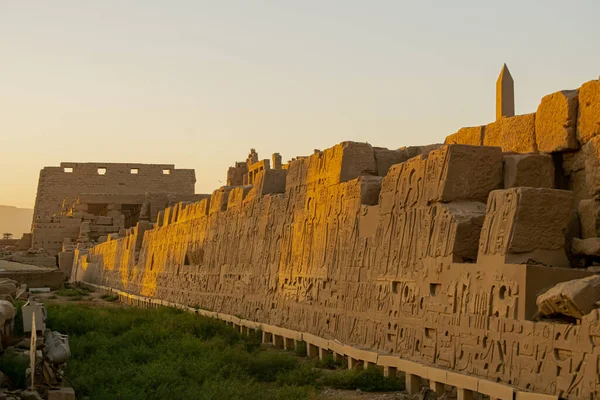 Tarihsel hedef, mimari ve heykel Luxor Karnak, Mısır 2018