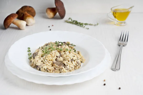 Risoto Fungo Cremoso Prato Arroz Arborio Italiano Com Caldo Cepe — Fotografia de Stock