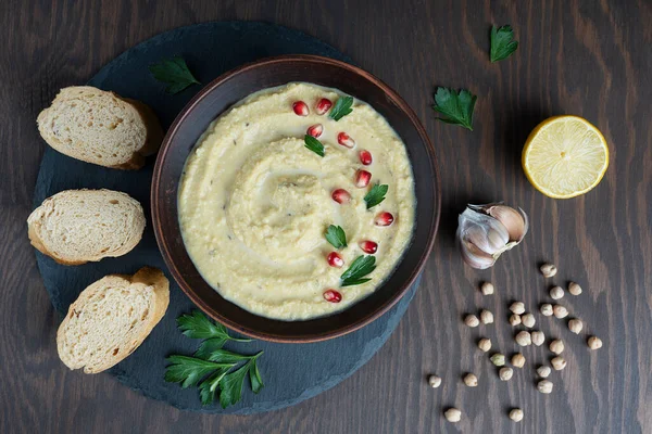 Vedere Sus Hummus Savuros Din Năut Tahini Suc Lămâie Usturoi — Fotografie, imagine de stoc