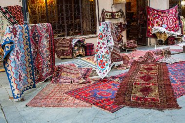 Geleneksel Gürcü halı ve Kilim kilimler Tbilisi Georgia Avrupa'da tipik geometrik desenleri ile 