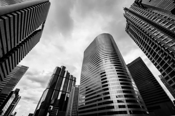 Modern Üzleti Felhőkarcolók Fogalom Banki Pénzügyi Gazdasági Jövő Monokróm Fekete — Stock Fotó