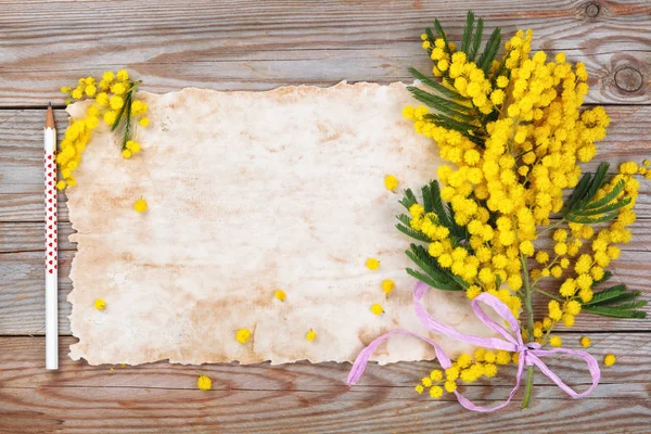 Colpo Ravvicinato Fiori Mimosa Sfondo Rustico Legno — Foto Stock