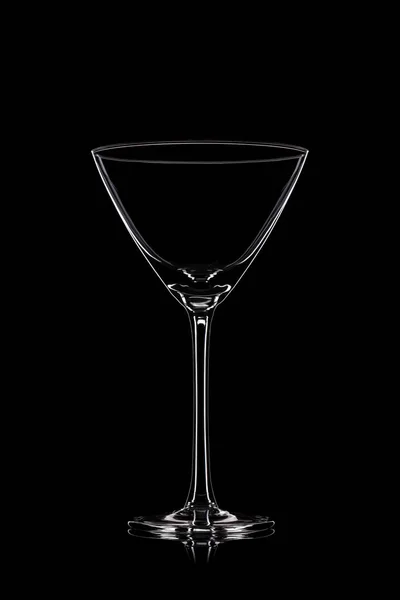Мартіні склянка на чорному . — стокове фото