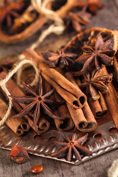 Especias Tradicionales Navidad Anís Estrellado Con Canela —  Fotos de Stock