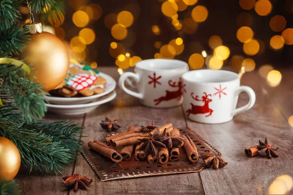 Traditional Christmas Spices Star Anise Cinnamon — Stock Photo, Image