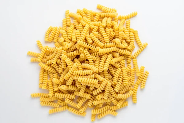 Dried Fusilli Italian Pasta Displayed Randomly White Table Ready Cooked — Stock Photo, Image