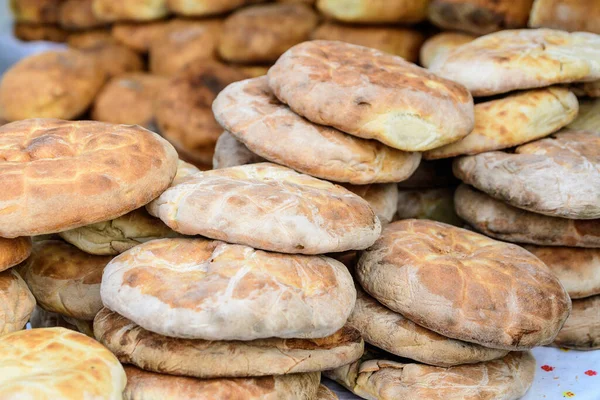 Altura Pão Integral Acabado Assar Exibido Para Venda Mercado Alimentos — Fotografia de Stock