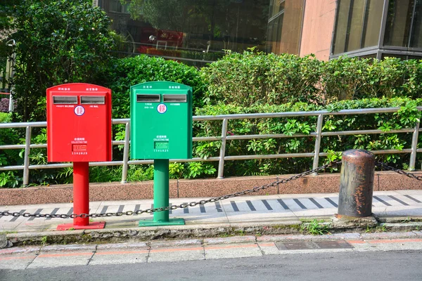 Taipei Taiwan Maggio 2017 Normale Cassetta Postale Taiwan Rossa Verde — Foto Stock