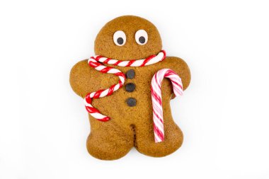 Zencefilli adam beyaz arka plana karşı