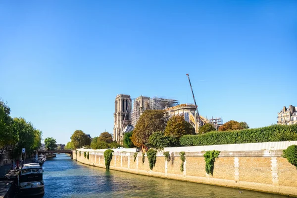 Notre Paris Ricostruisce Con Impalcatura Dopo Incendio Del 2019 — Foto Stock