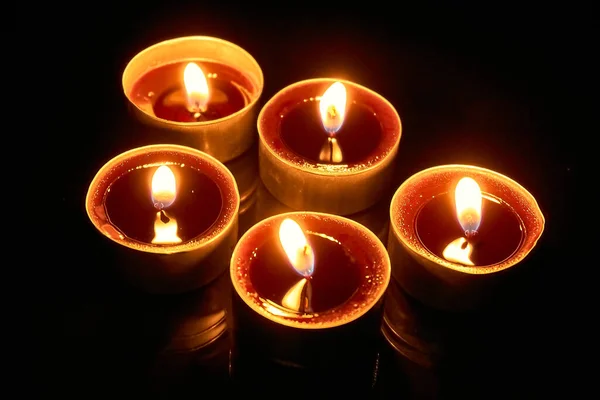 Burning Candles Black Background Selective Focus Romantic Setting Romantic Atmosphere — Stock Photo, Image