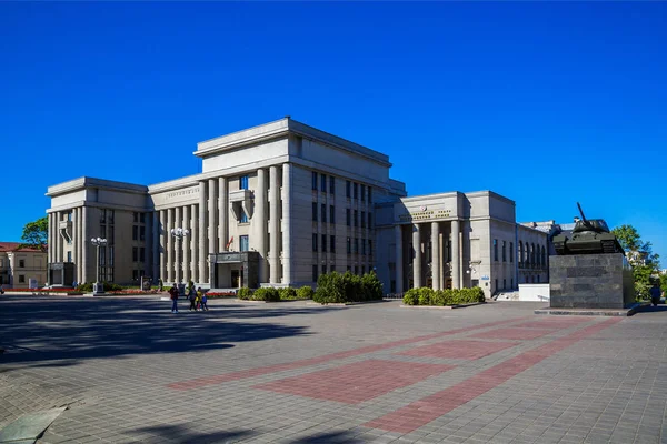 Bělorusko Minsk Domu Důstojníci Nádrž Podstavci Památník Osvobození Architektura Památky — Stock fotografie