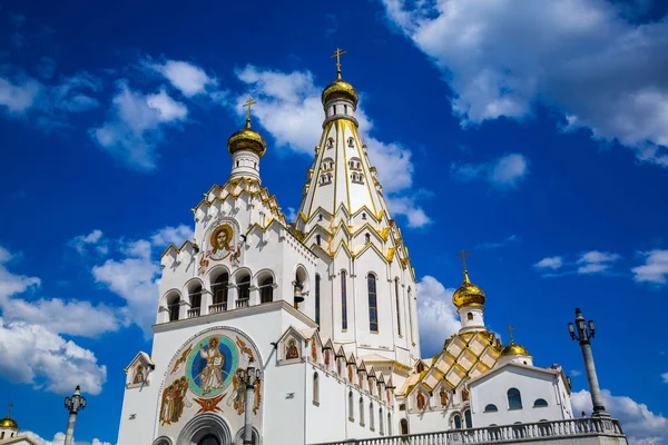 Minsk, Beyaz Rusya, mimari, 05-25-2018, Minsk Memorial Kilisesi tüm azizler ve bellek kurbanları, Editör