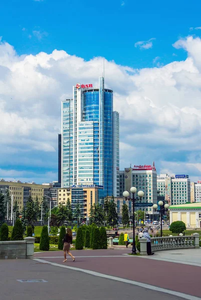 Belarús Minsk 2018 Vista Ciudad Minsk Con Telón Fondo Del — Foto de Stock