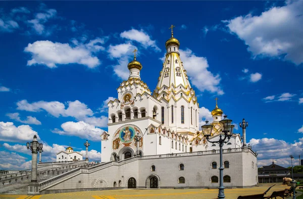 Minsk, Beyaz Rusya, mimari, 05-25-2018, Minsk Memorial Kilisesi tüm azizler ve bellek kurbanları, Editör