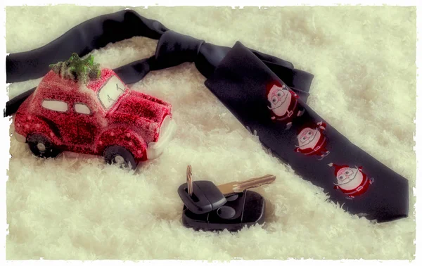 Christmas Dream Man Geschenk Rotes Auto Mit Schlüsseln Und Krawatte — Stockfoto
