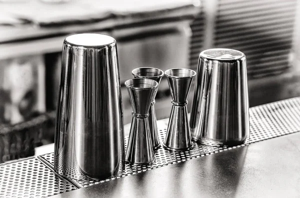 Set Von Geräten Für Den Barkeeper Jiger Mischglas Boston Shaker — Stockfoto