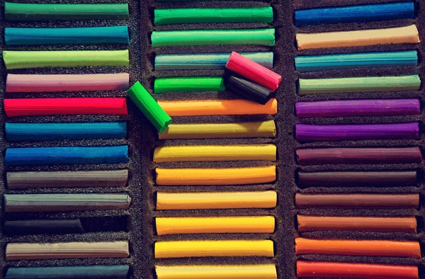Close Van Kleurrijke Krijt Pastelkleuren Een Doos Voor Tekening Van — Stockfoto