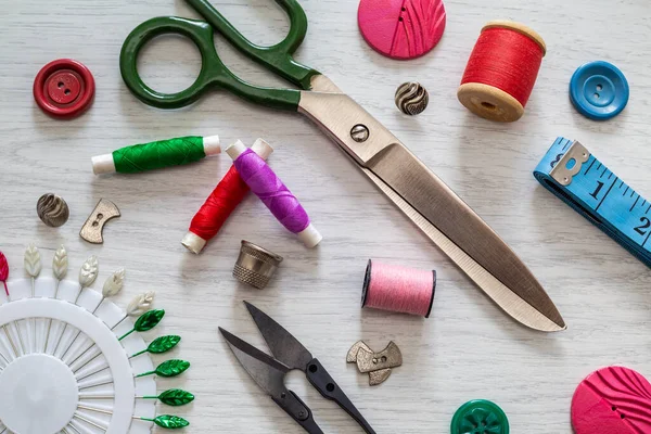 Vários Acessórios Para Bordado Conjunto Materiais Costura Para Tecidos Carretéis — Fotografia de Stock