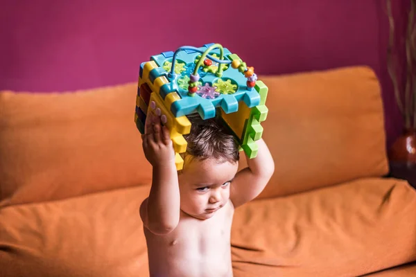 Child Playing Toy Bucket Helmet — Stock Photo, Image