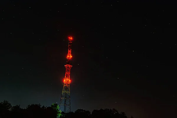 Noite Torre Rádio Comunicação — Fotografia de Stock