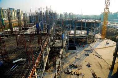 Delhi, Hindistan - Mart 2018: Mumbai 'de yeni inşaat