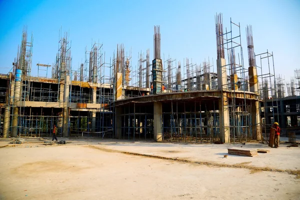 pune, Hindistan - Mart 2018: Pune 'de yeni bina inşaatı