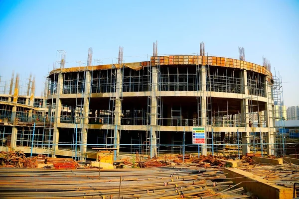 Surat, Hindistan - Mart 2018: Surat 'ta yeni inşaatın üst görünümü