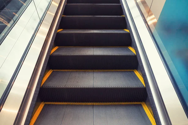 Escalator Marche Intérieur Bâtiment — Photo