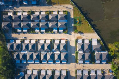 Tayland 'dan Chiang Mai, havadan bakıldığında konut ve inşaat işleri..