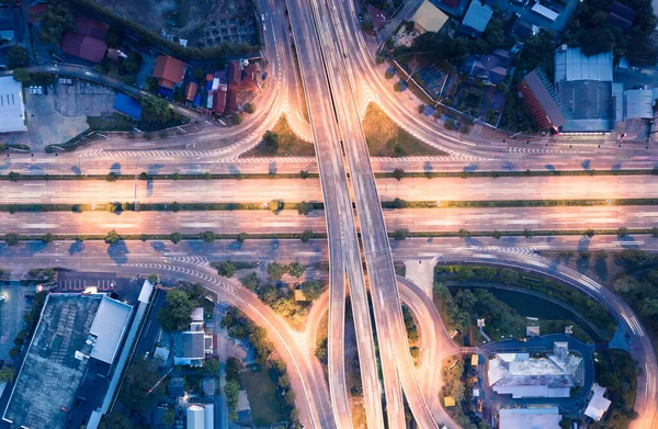 Luftaufnahme Einer Schnellstraße Und Eines Transportfahrzeugs Der Stadt Chiang Mai — Stockfoto