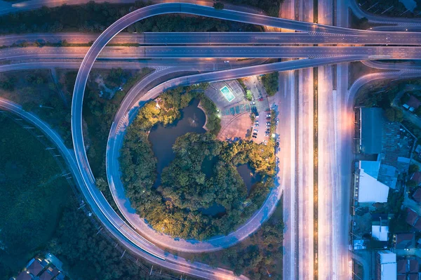 Luftaufnahme Einer Schnellstraße Und Eines Transportfahrzeugs Der Stadt Chiang Mai — Stockfoto