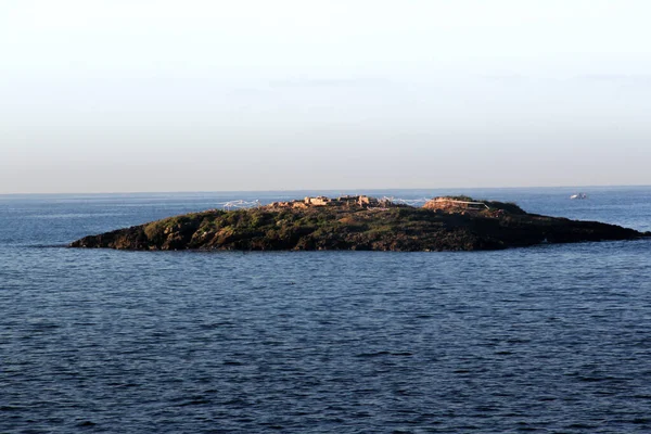 Beautiful Illot de Sa Galera. Illes Balears, Mallorca Spain. Monument archaeological 3rd and 2nd centuries BC — Stock Photo, Image