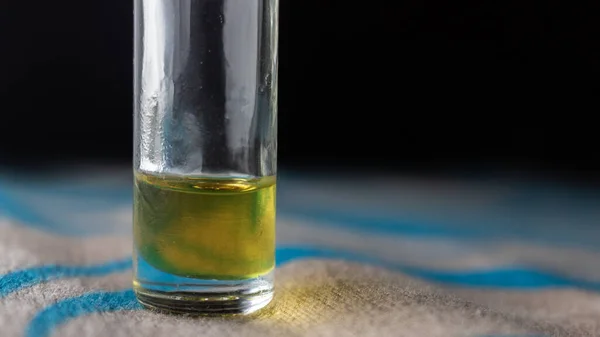 Misk kokulu parfüm.