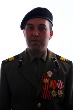 Beyaz arka planda SSCB 'nin askeri