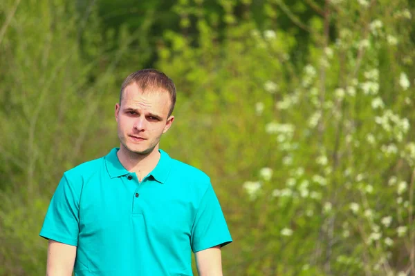 Young Man Shirt Nature City — Stock Photo, Image