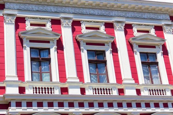 Fațada Foarte Frumoasă Unei Clădiri Istorice Stare Excelentă Restaurată Iluminată — Fotografie, imagine de stoc