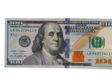 Beyaz arka planda 100 Amerikan Doları 'nın bir parçası.