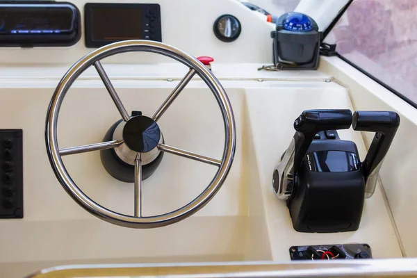Steering Wheel Sports Yacht — Stock Photo, Image