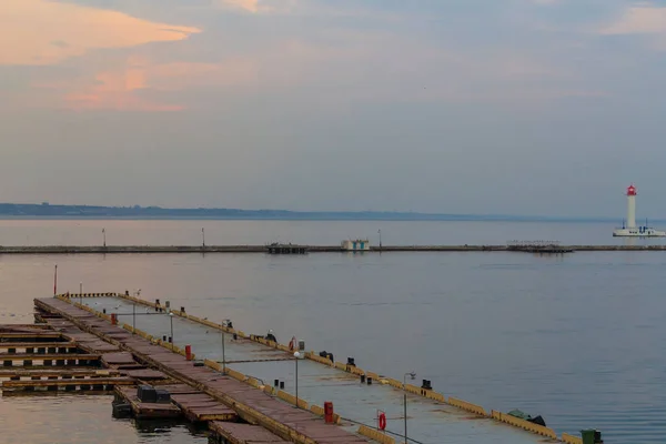 Seebrücke Ohne Menschen Und Schiffe Abend Nach Sonnenuntergang — Stockfoto