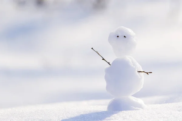 Pupazzo Neve Sfondo Neve Concetto Ciao — Foto Stock