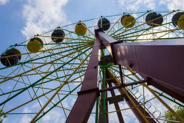 Riesenrad Karussell Typische Unterhaltung Für Verschiedene Nationen Der Welt — Stockfoto